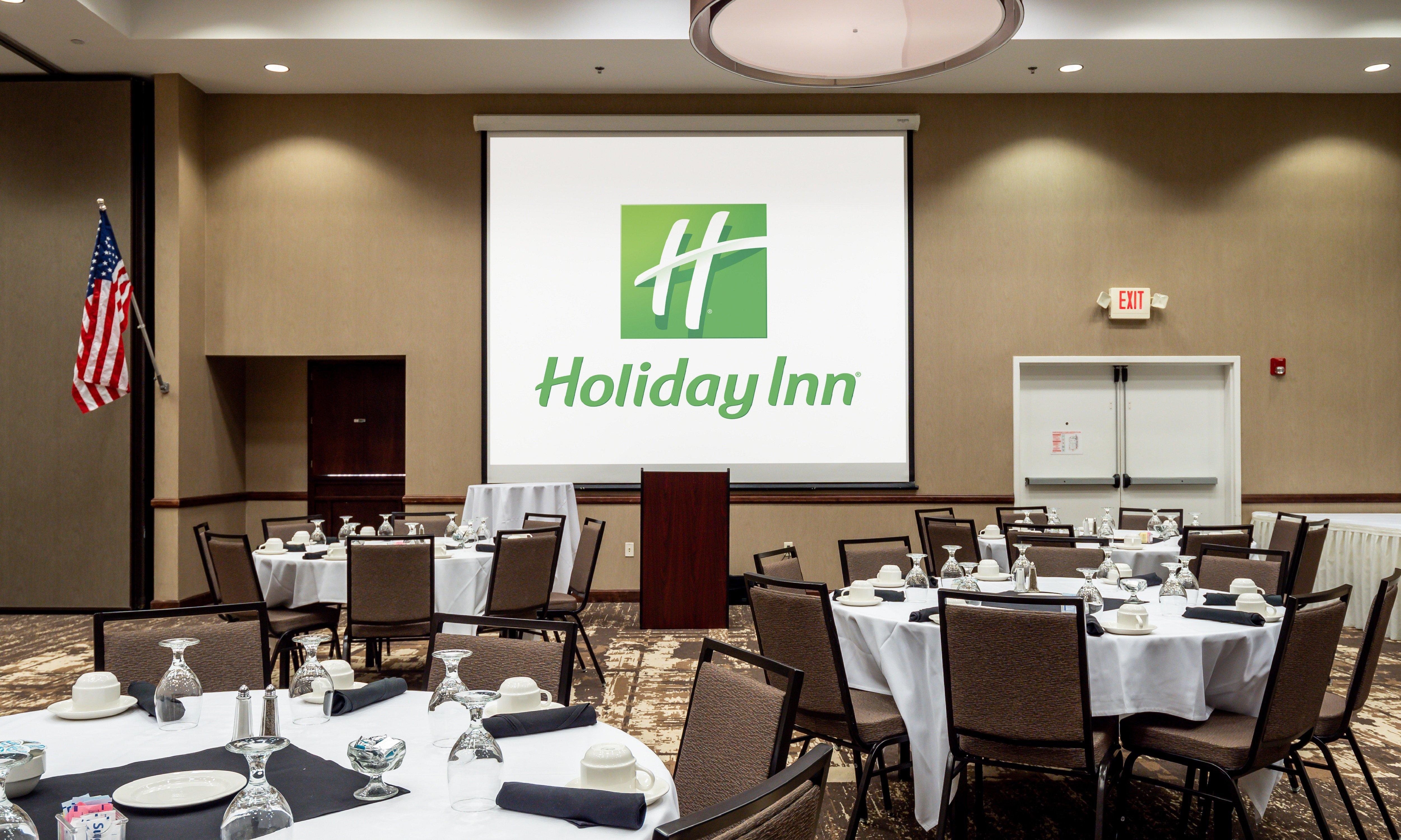 Holiday Inn Conference Center Marshfield, An Ihg Hotel Εξωτερικό φωτογραφία