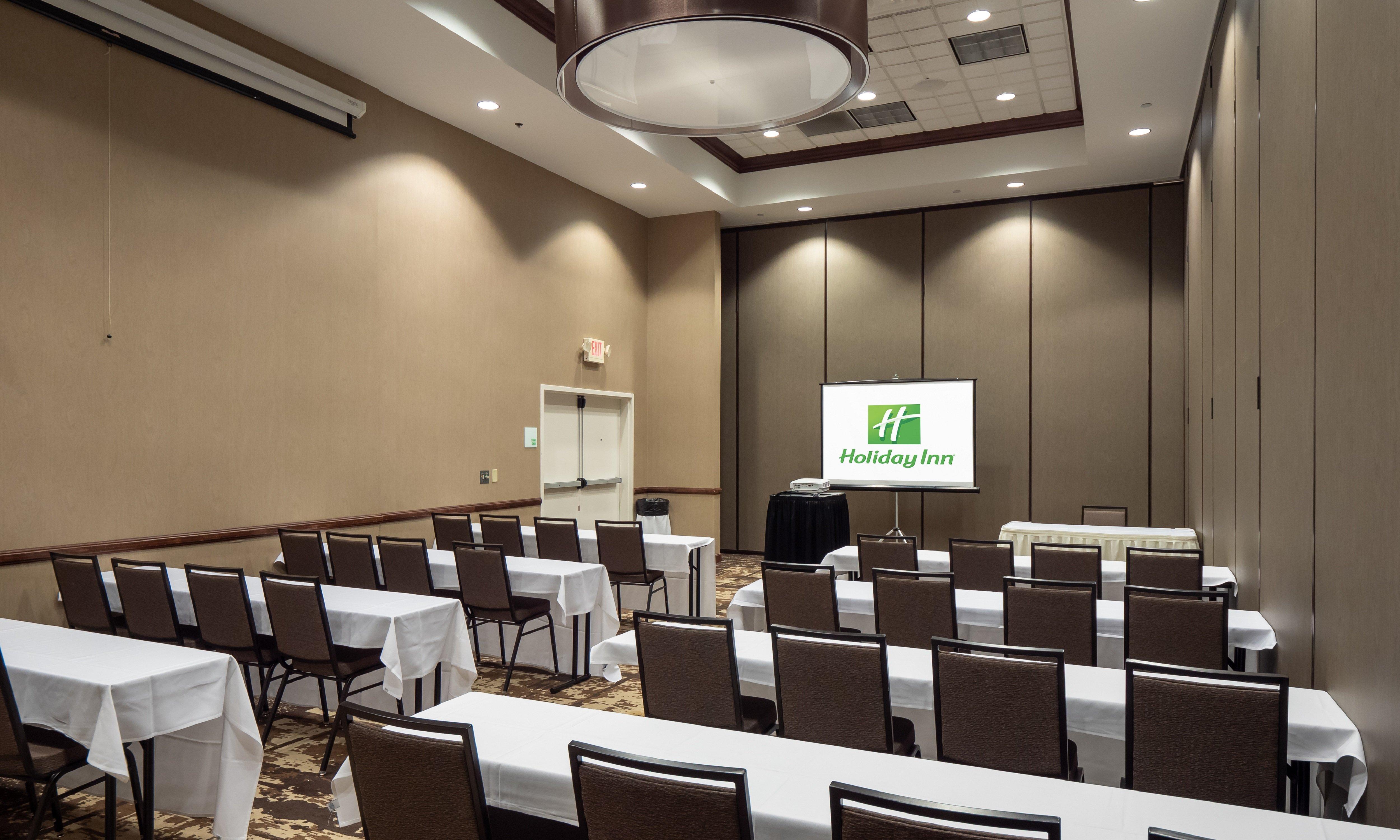 Holiday Inn Conference Center Marshfield, An Ihg Hotel Εξωτερικό φωτογραφία