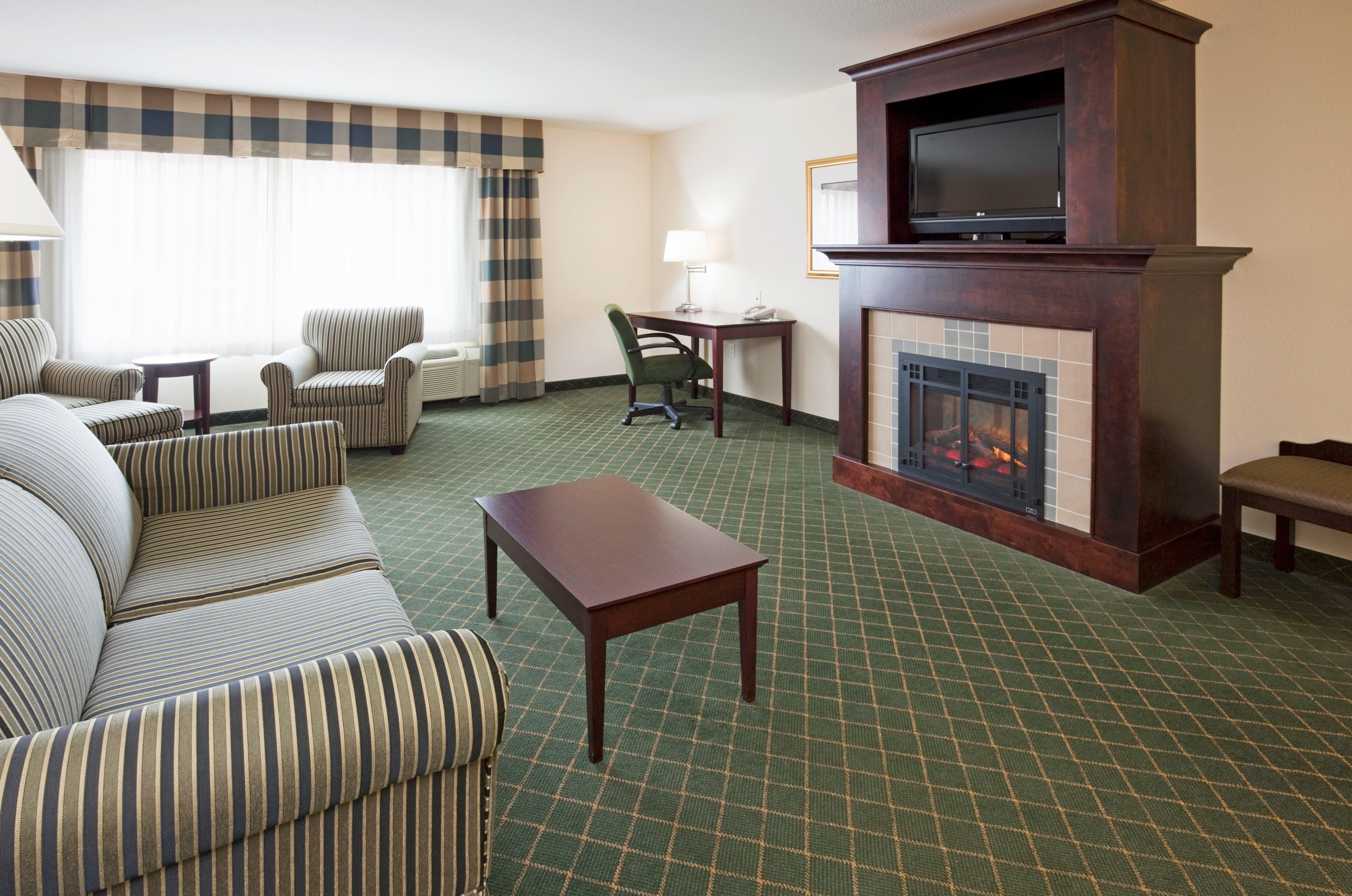 Holiday Inn Conference Center Marshfield, An Ihg Hotel Εξωτερικό φωτογραφία
