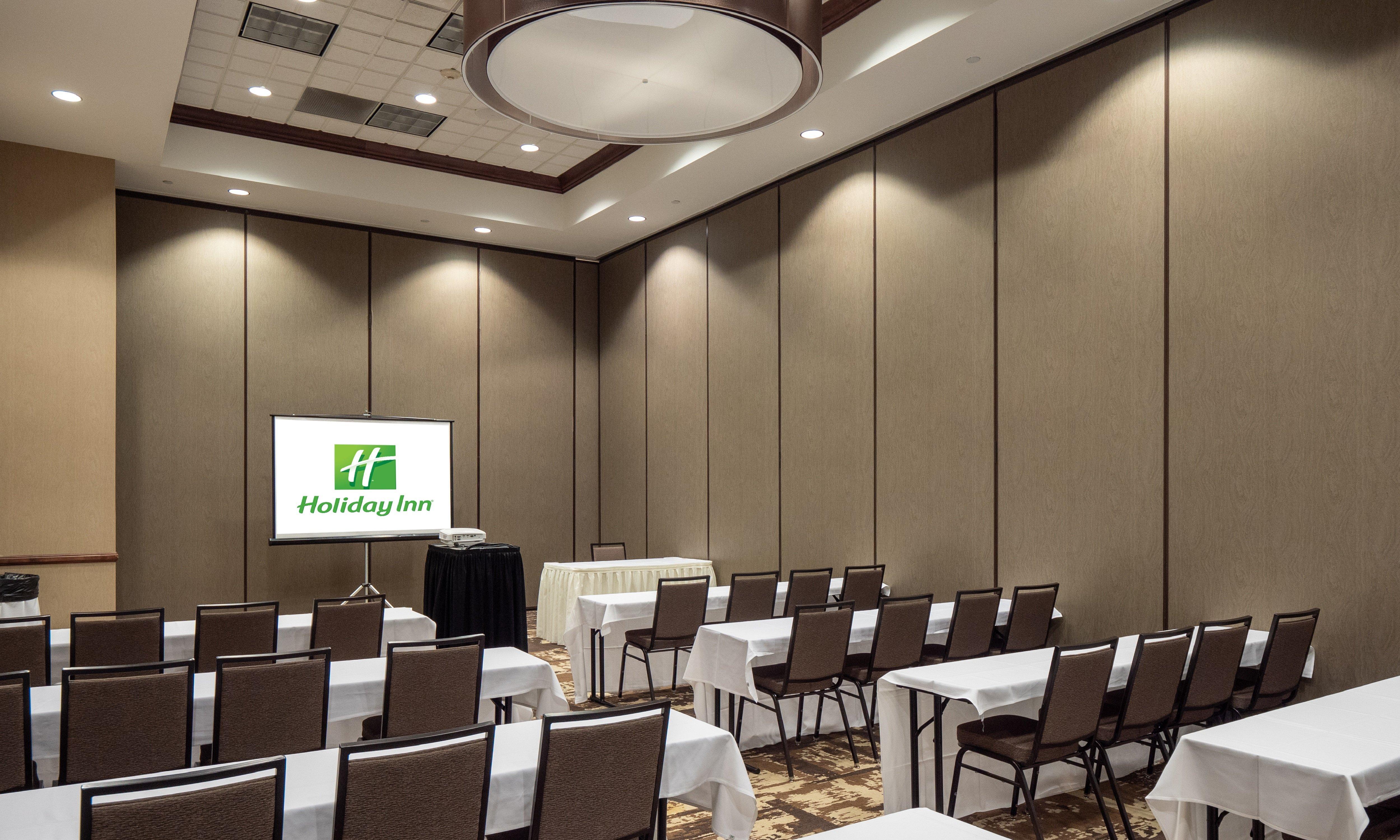 Holiday Inn Conference Center Marshfield, An Ihg Hotel Εξωτερικό φωτογραφία