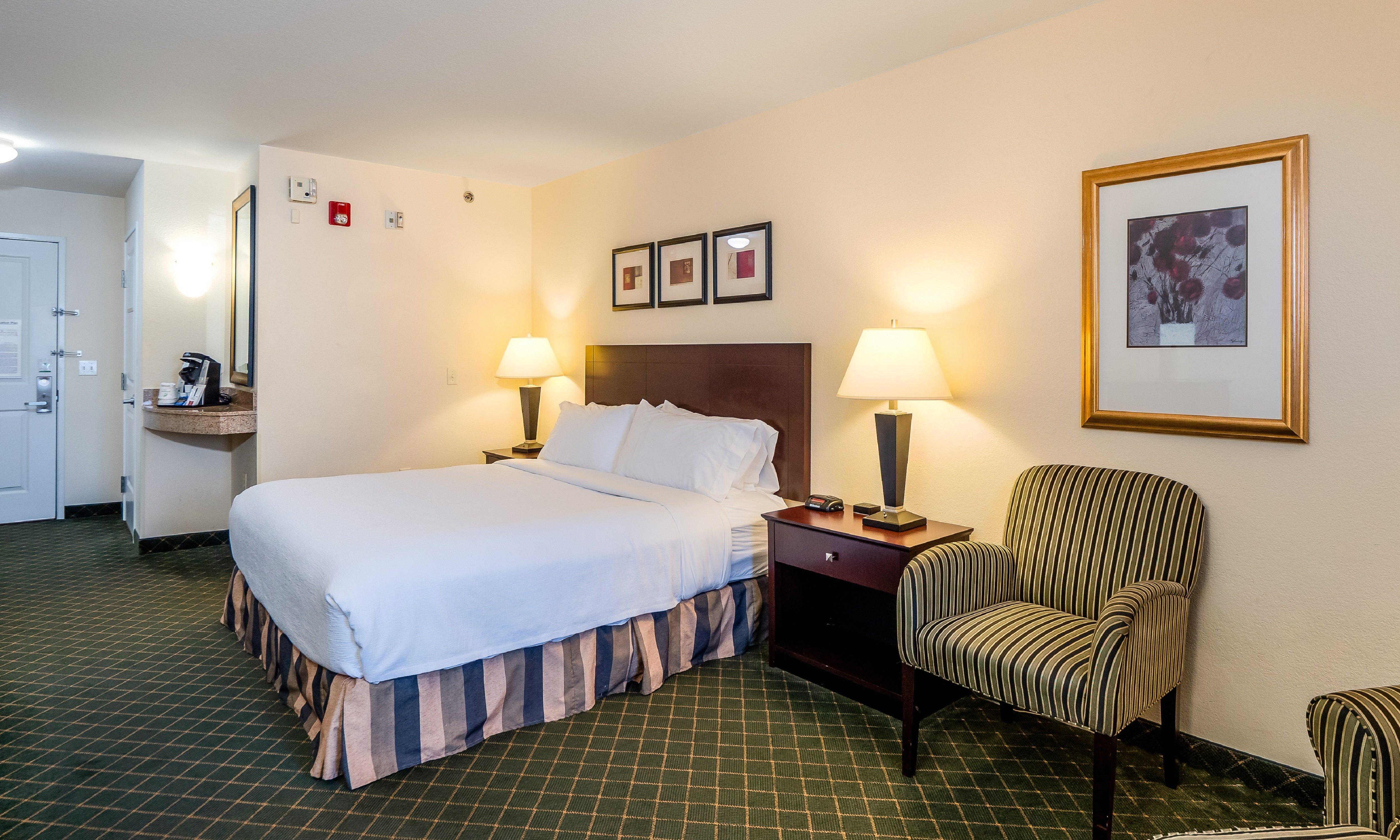 Holiday Inn Conference Center Marshfield, An Ihg Hotel Εξωτερικό φωτογραφία